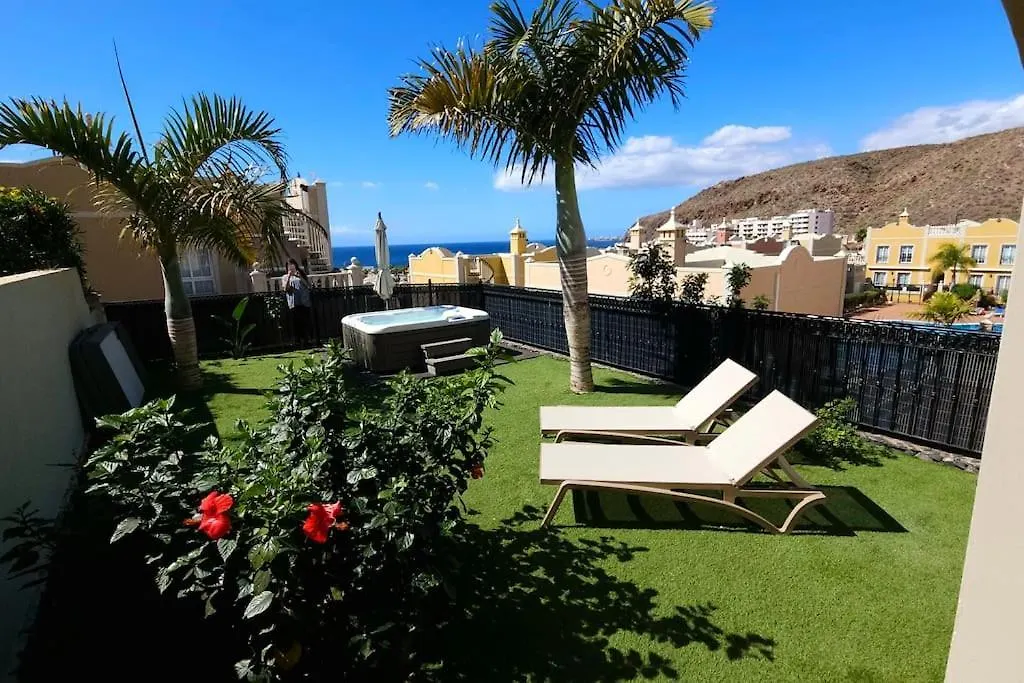 Apartament Sea View Duplex Private Jacuzzi, Garden, Terras And Shared Pool Palm-mar